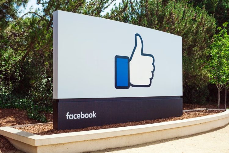 Les meilleurs groupes Facebook de passionnés du fluvial à suivre en 2026